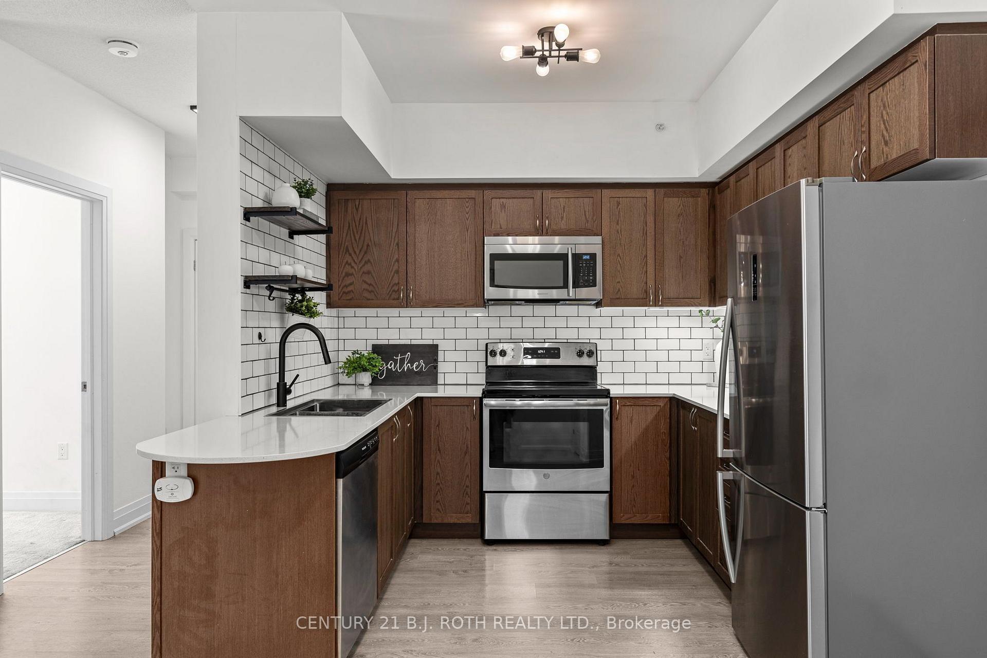 Photo 4 of Unit 510, 304 Essa Road, Barrie, 400 West — HOMEH