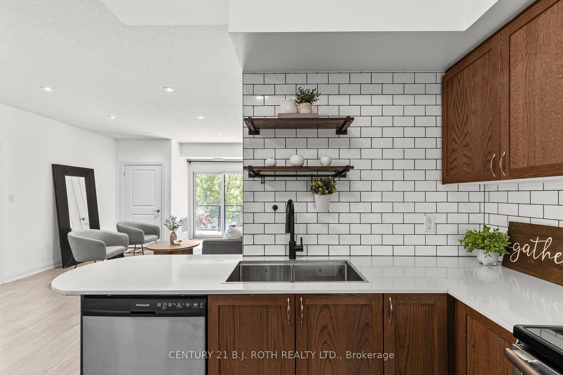 Photo 5 of Unit 510, 304 Essa Road, Barrie, 400 West — HOMEH