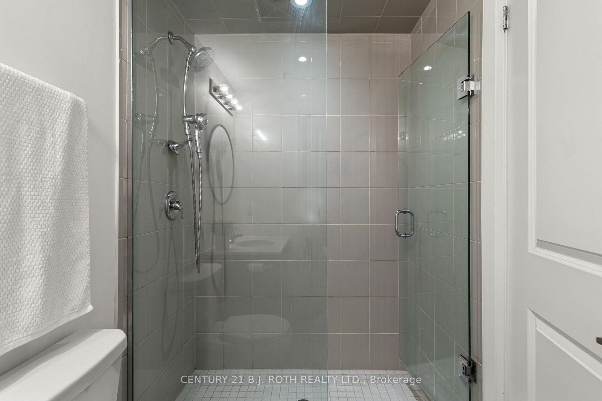 Photo 13 of Unit 510, 304 Essa Road, Barrie, 400 West — HOMEH