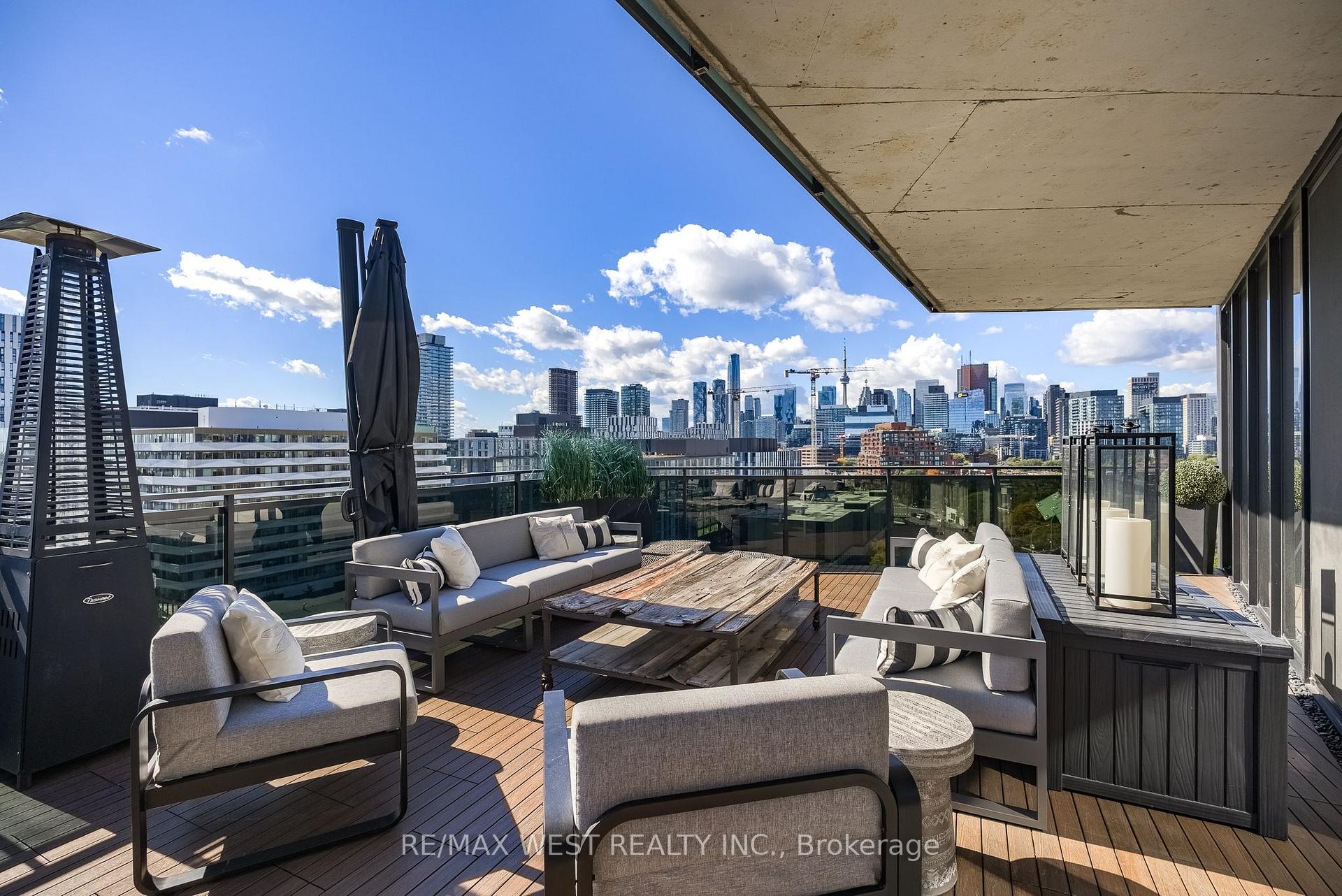 Photo of Unit 1002, 21 Lawren Harris Square