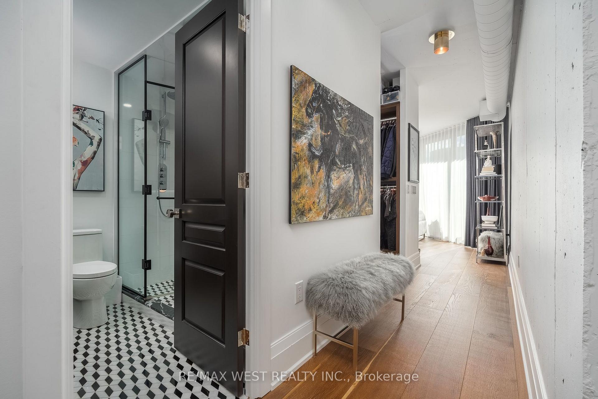 Photo 14 of Unit 1002, 21 Lawren Harris Square, Toronto, Moss Park — HOMEH