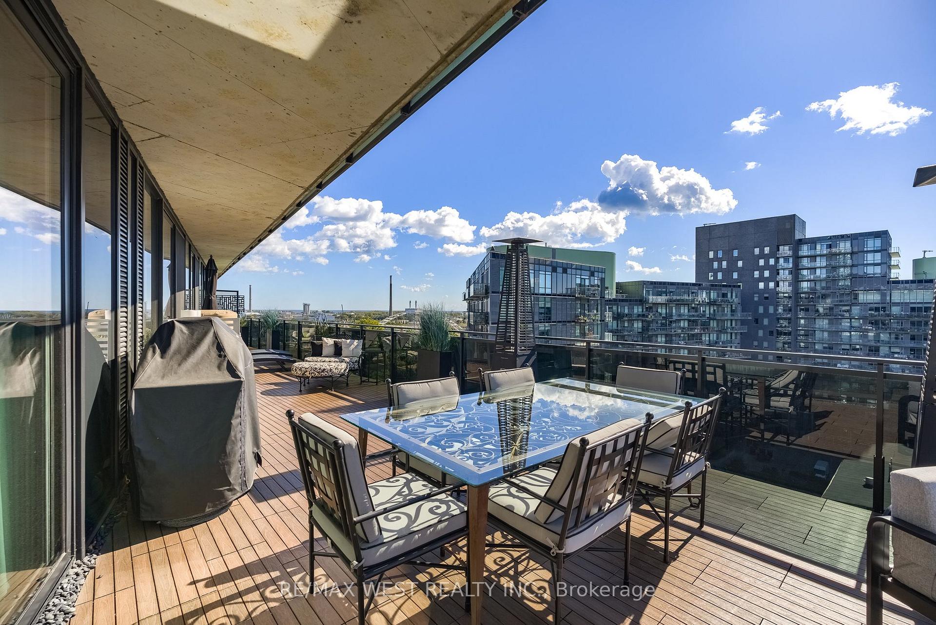 Photo 22 of Unit 1002, 21 Lawren Harris Square, Toronto, Moss Park — HOMEH