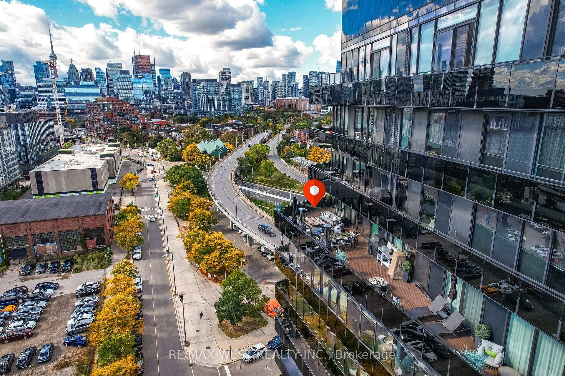Photo 25 of Unit 1002, 21 Lawren Harris Square, Toronto, Moss Park — HOMEH