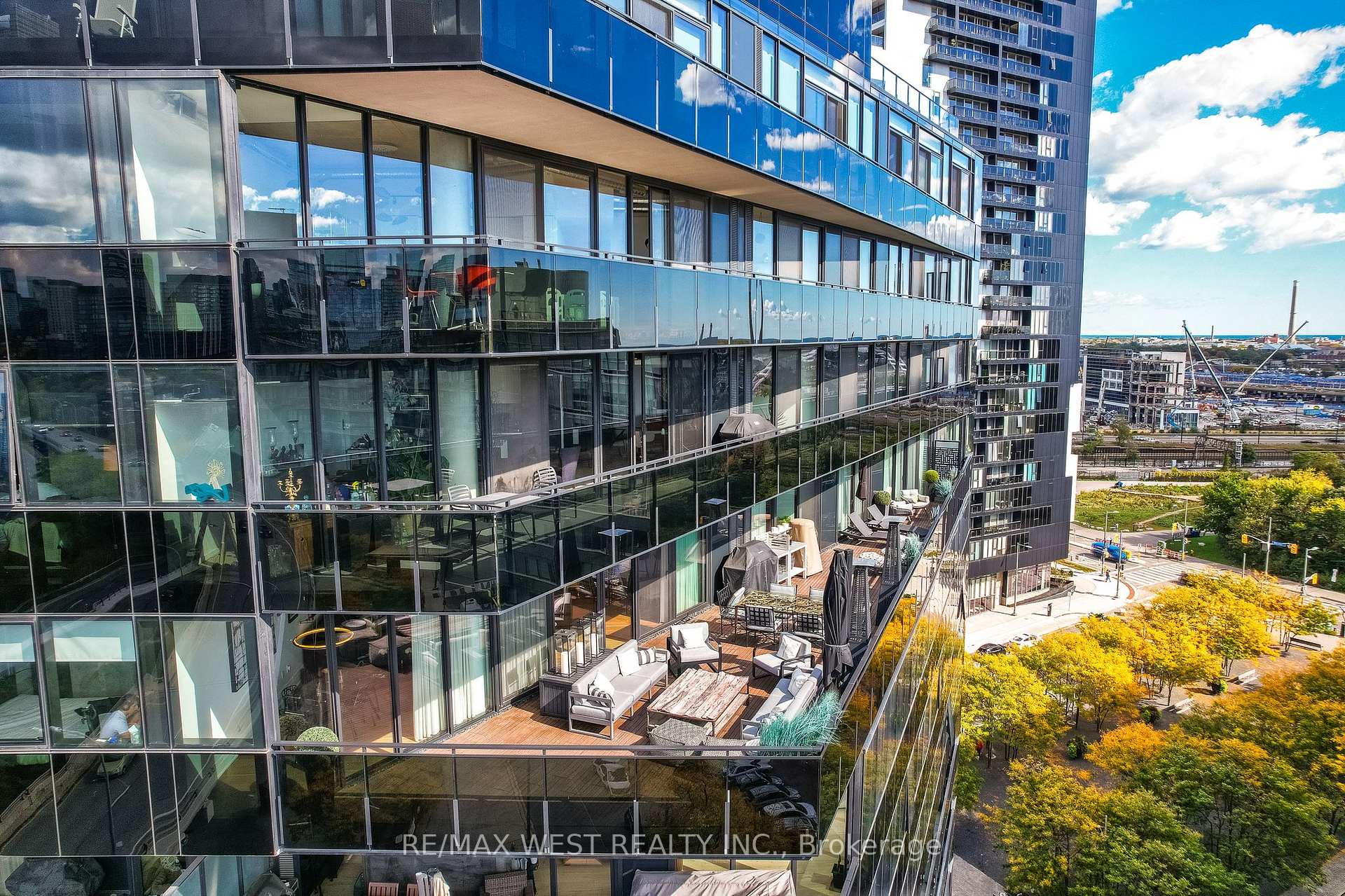 Photo 26 of Unit 1002, 21 Lawren Harris Square, Toronto, Moss Park — HOMEH