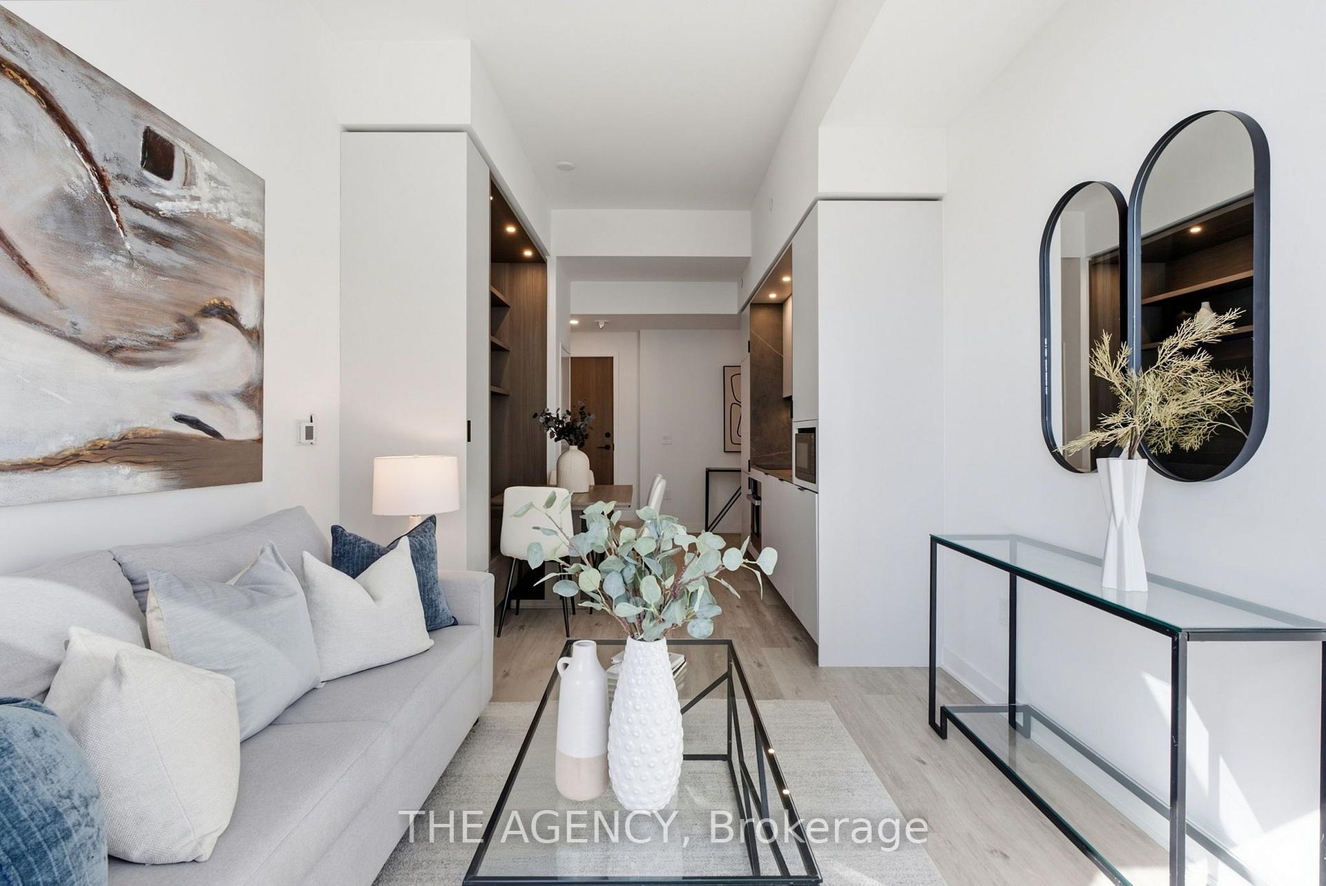 Photo 8 of Unit 1001, 55 Charles Street E, Toronto, Church-Yonge Corridor — HOMEH