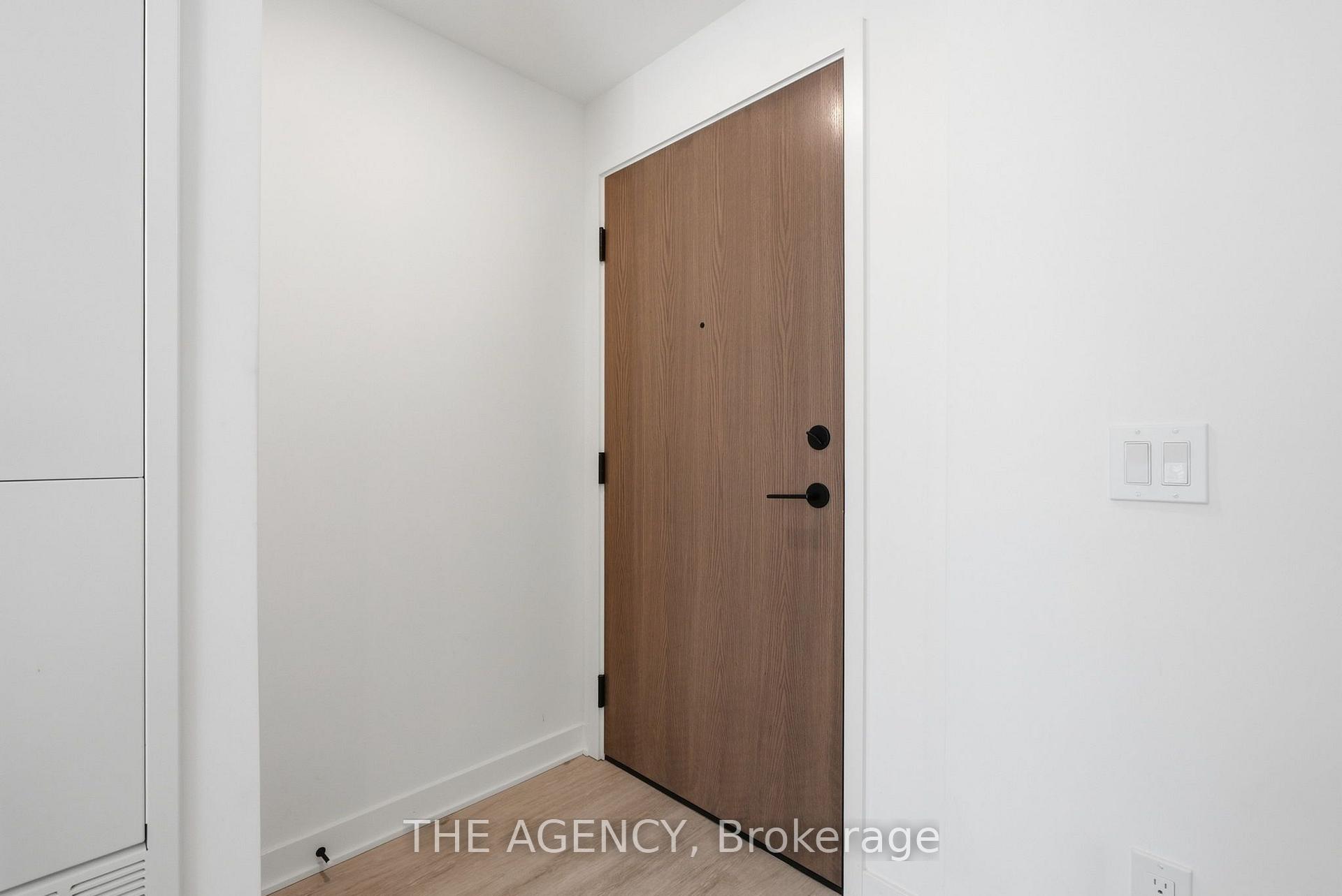 Photo 14 of Unit 1001, 55 Charles Street E, Toronto, Church-Yonge Corridor — HOMEH