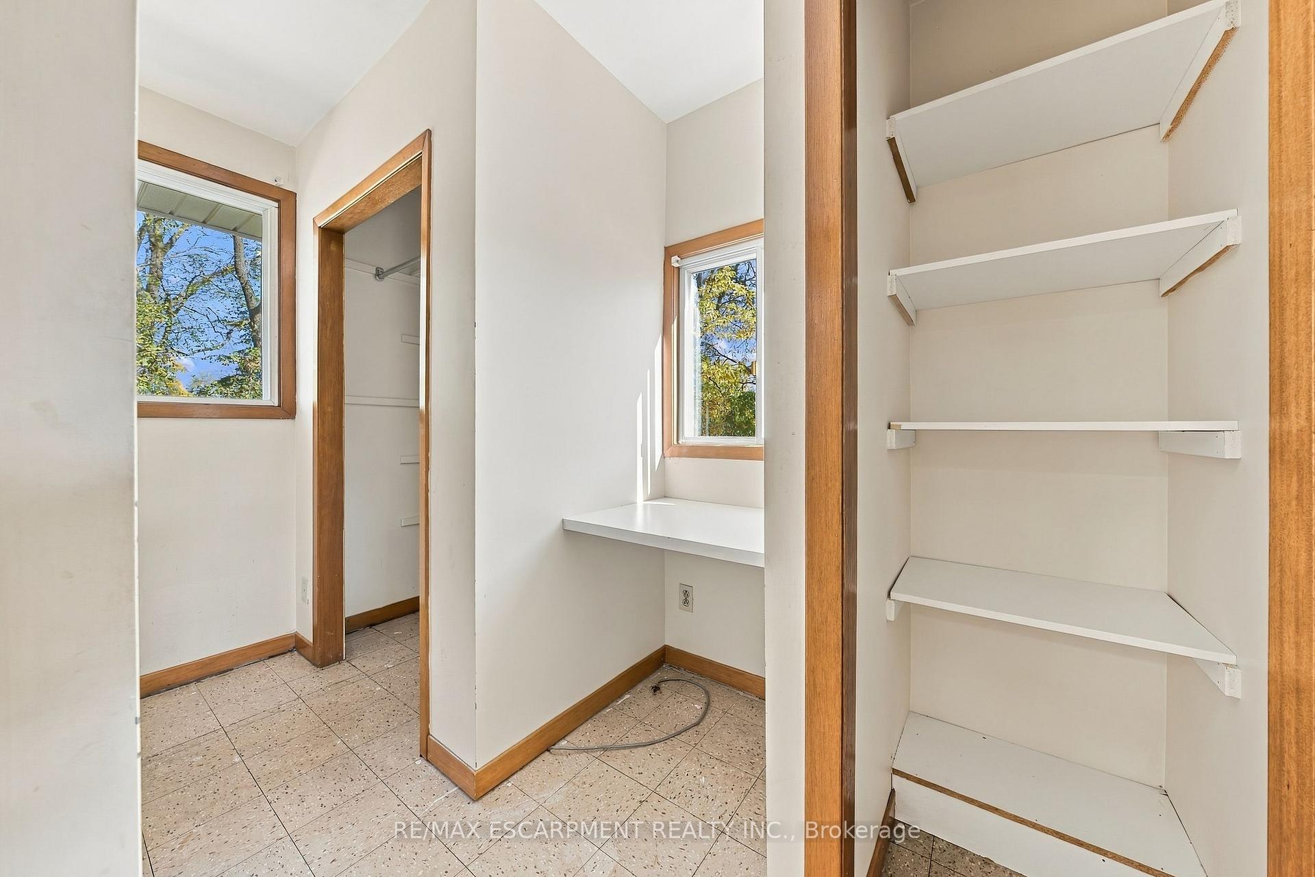 Photo 10 of 2429 Redfern Road, Burlington, Brant — HOMEH