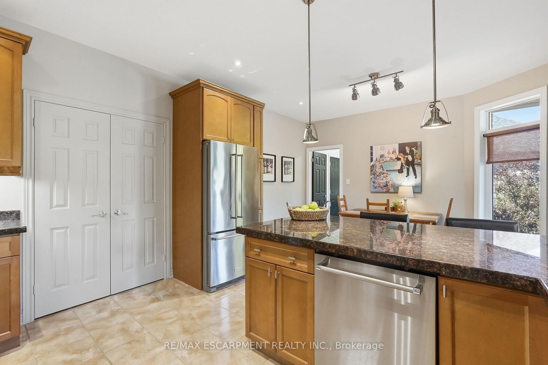 Photo 14 of 14 Gavin Drive, Hamilton, Freelton — HOMEH