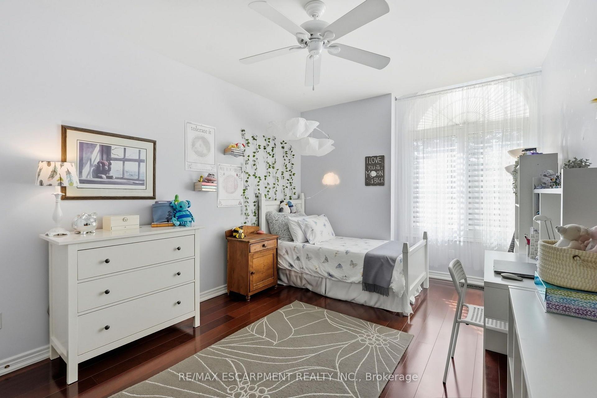 Photo 24 of 14 Gavin Drive, Hamilton, Freelton — HOMEH