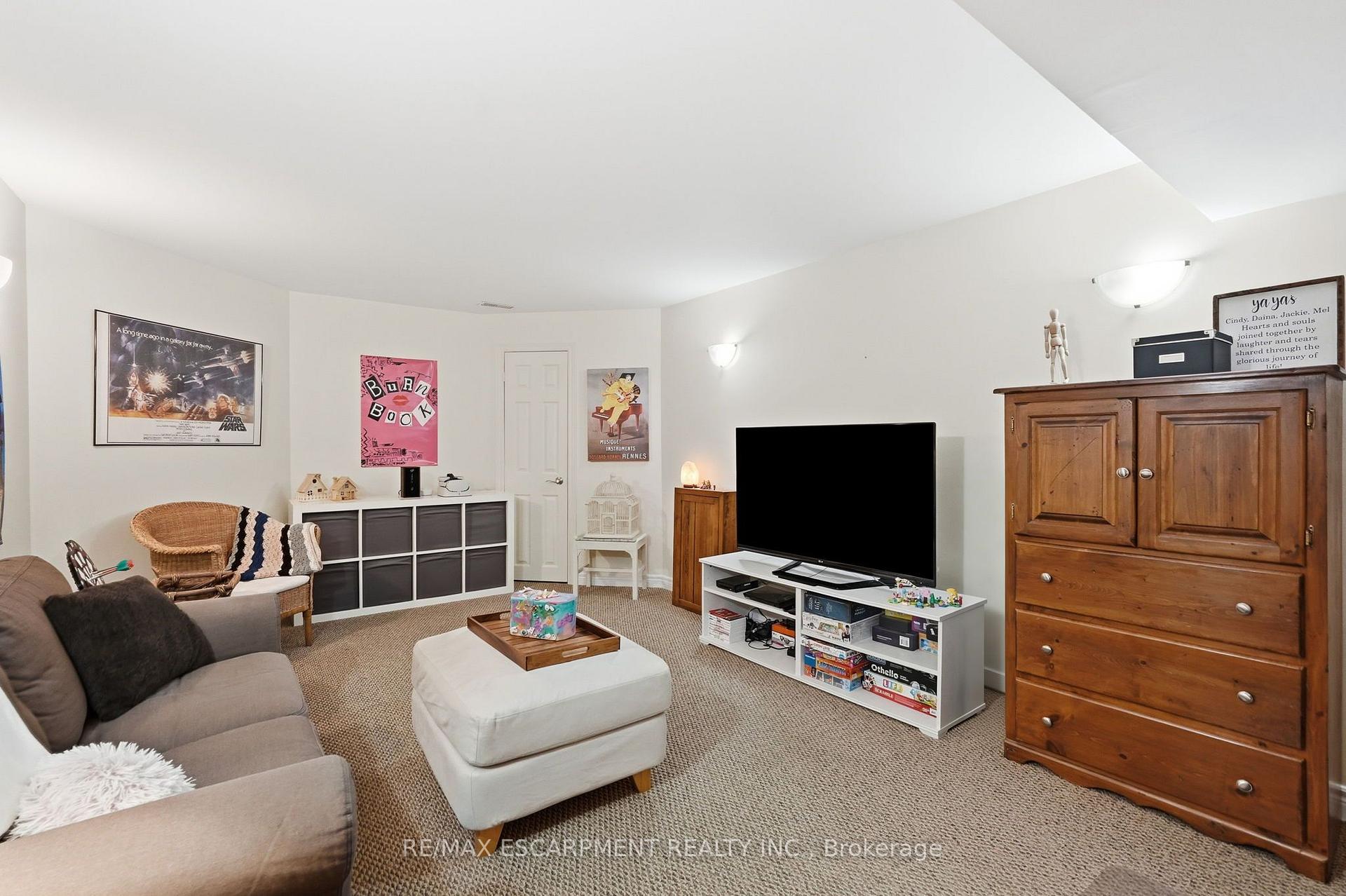 Photo 34 of 14 Gavin Drive, Hamilton, Freelton — HOMEH
