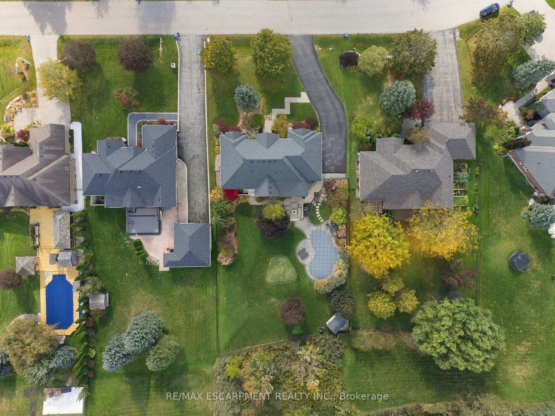 Photo 45 of 14 Gavin Drive, Hamilton, Freelton — HOMEH