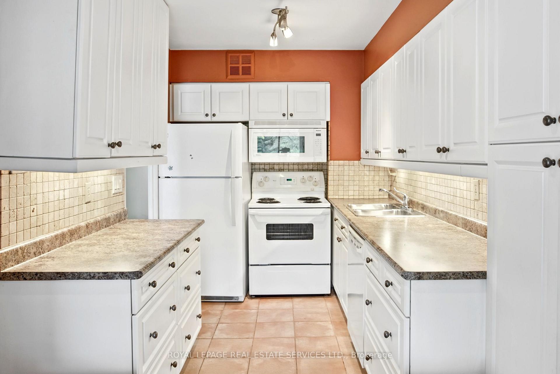 Photo 22 of Unit 313, 40 Baif Boulevard, Richmond Hill, North Richvale — HOMEH
