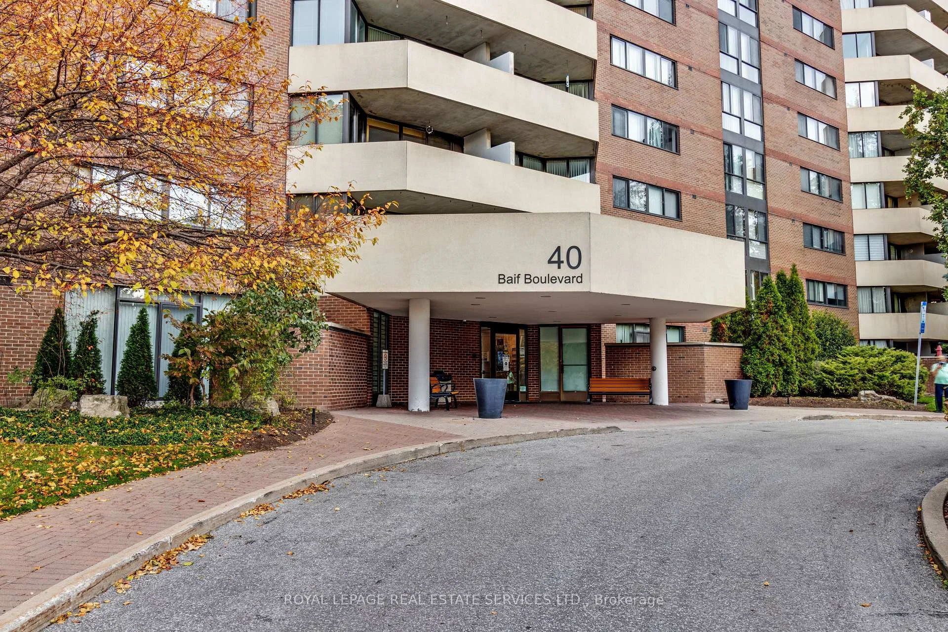 Photo 8 of Unit 313, 40 Baif Boulevard, Richmond Hill, North Richvale — HOMEH