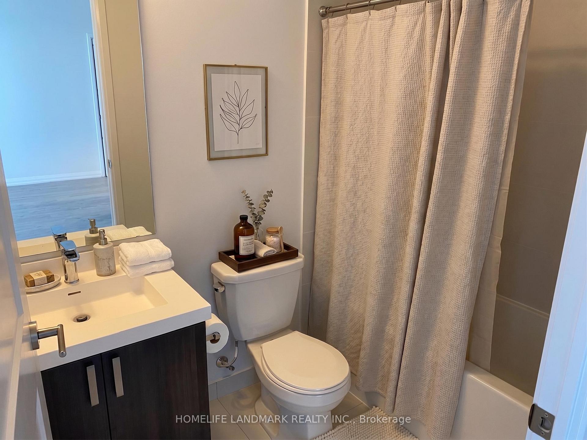 Photo 7 of Unit 3108, 7895 Jane Street, Vaughan, Concord — HOMEH