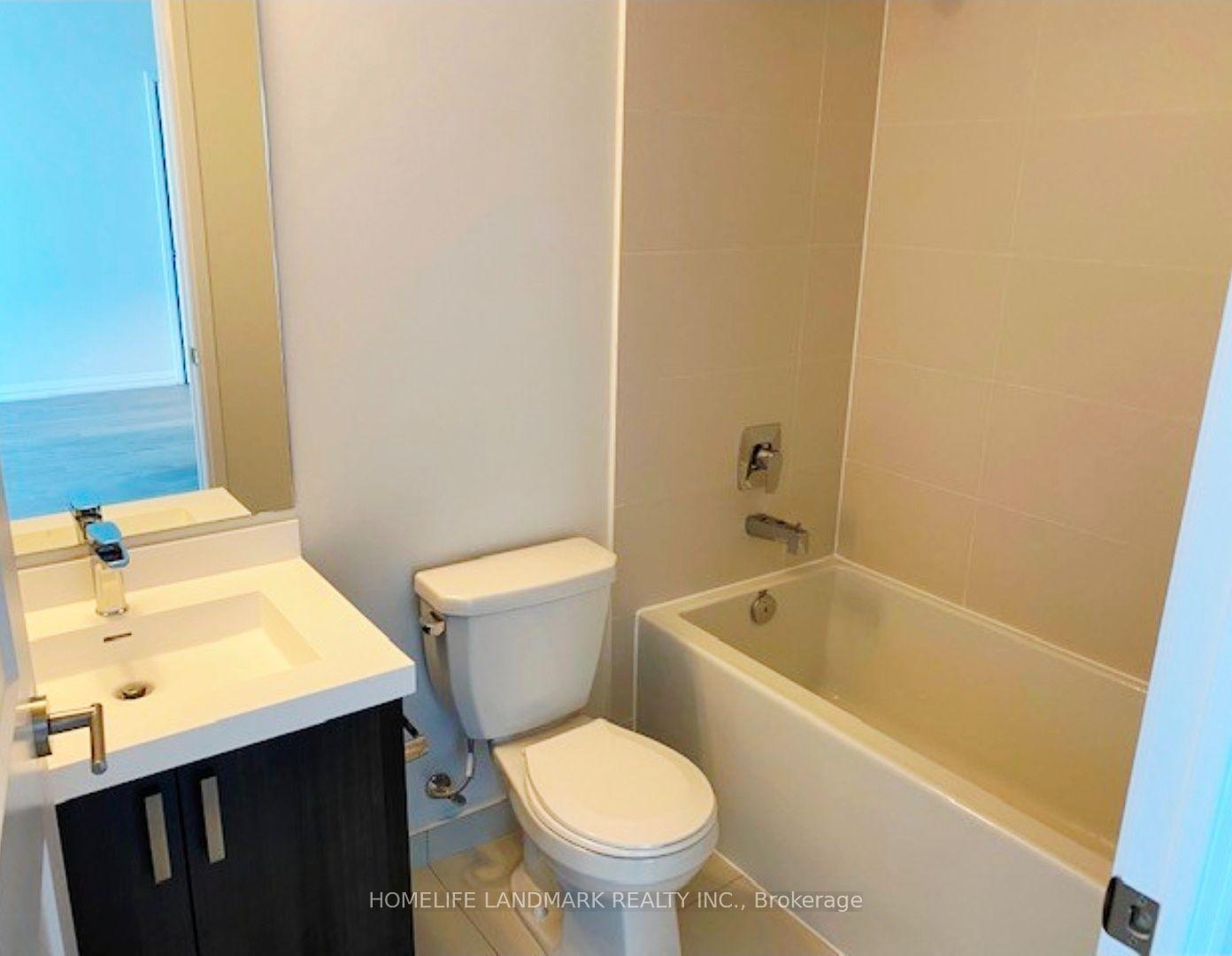 Photo 8 of Unit 3108, 7895 Jane Street, Vaughan, Concord — HOMEH
