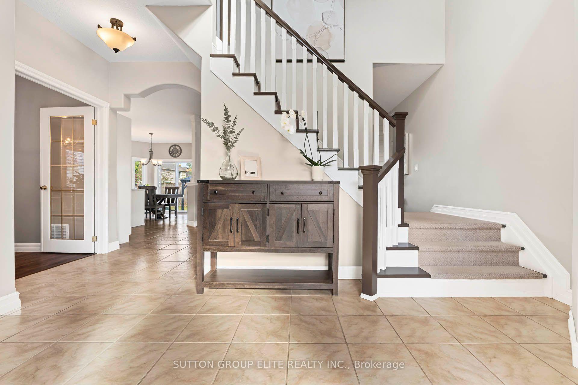 Photo 4 of 46 Chantler Road, New Tecumseth, Alliston — HOMEH