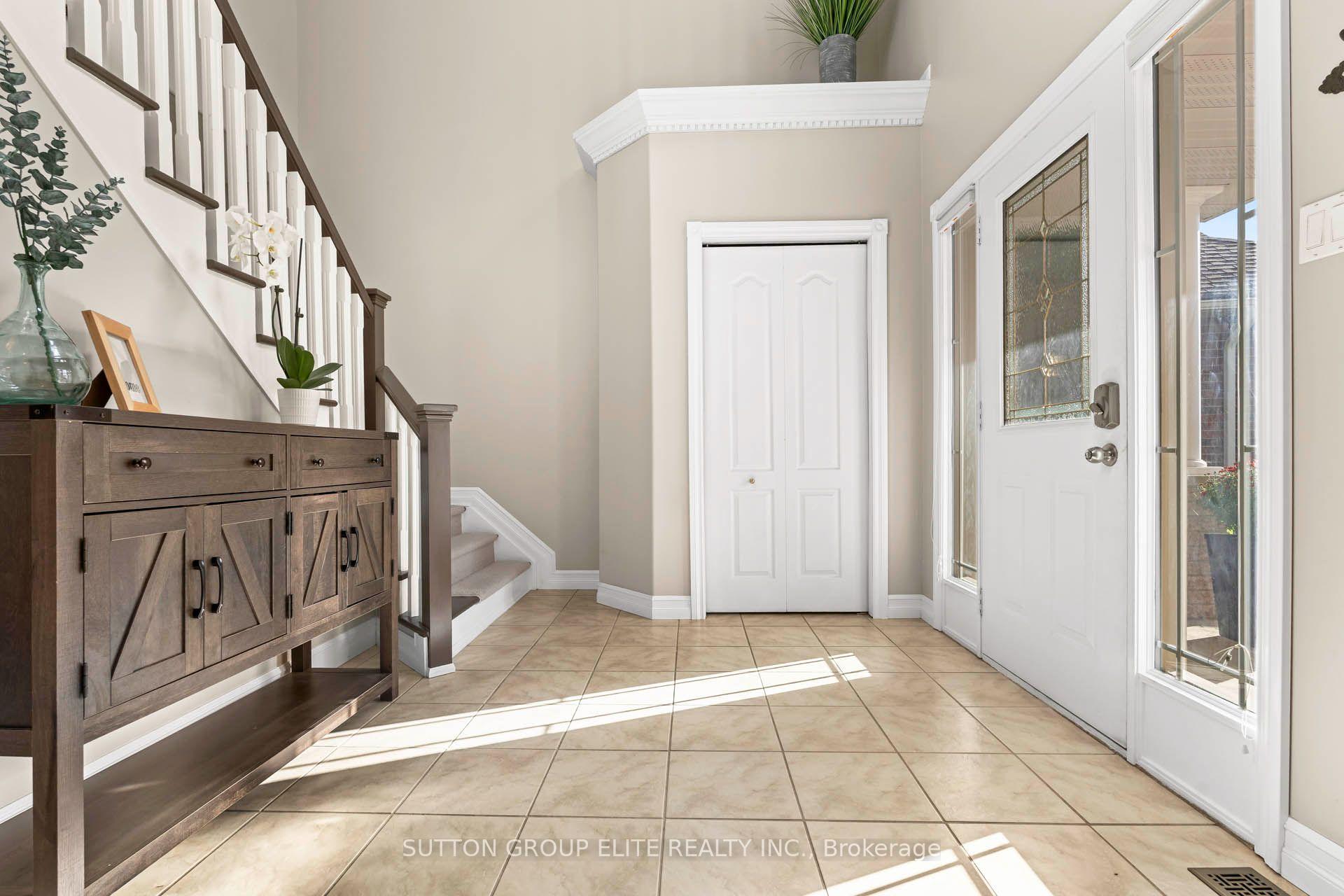 Photo 5 of 46 Chantler Road, New Tecumseth, Alliston — HOMEH