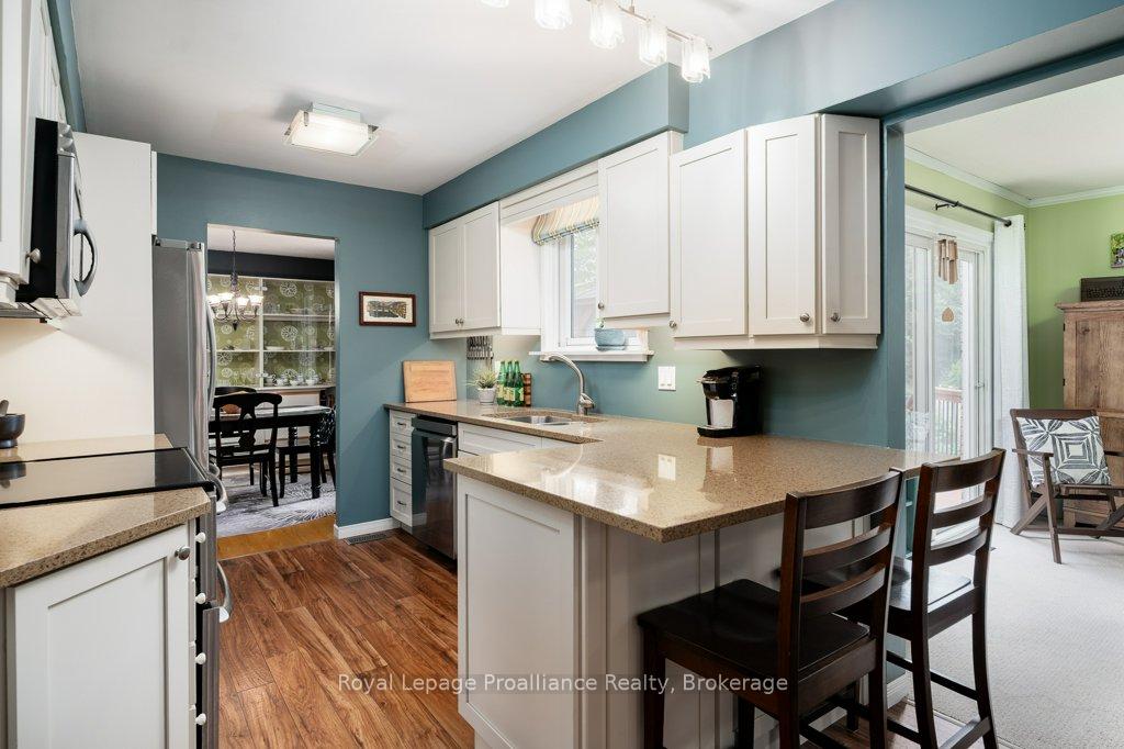 Photo 17 of 29 Hope Crescent, Belleville, Belleville Ward — HOMEH