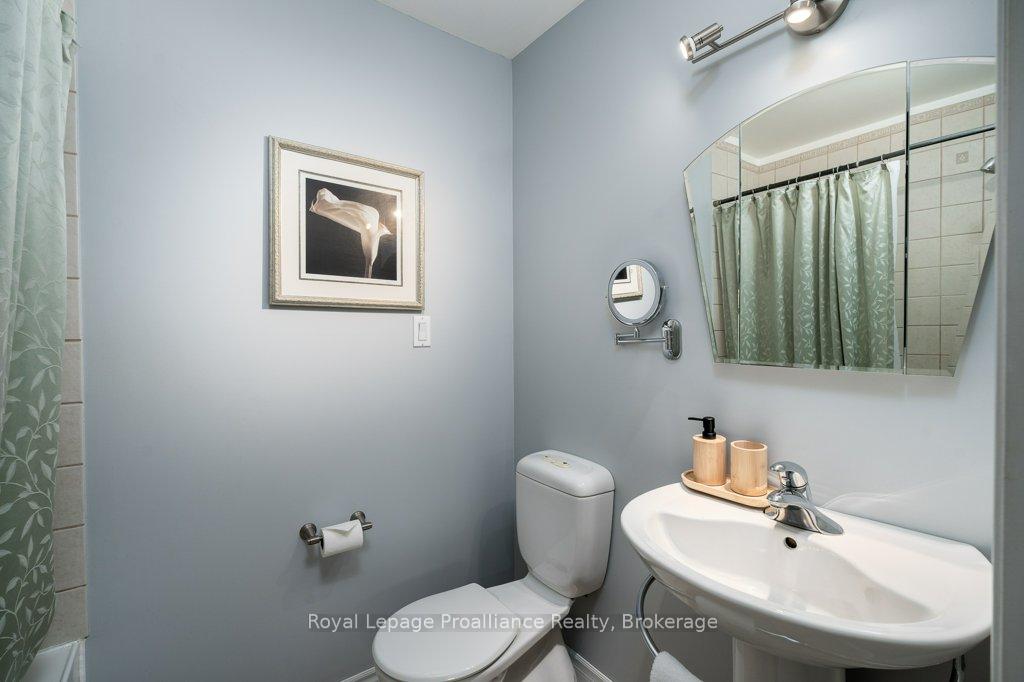 Photo 28 of 29 Hope Crescent, Belleville, Belleville Ward — HOMEH