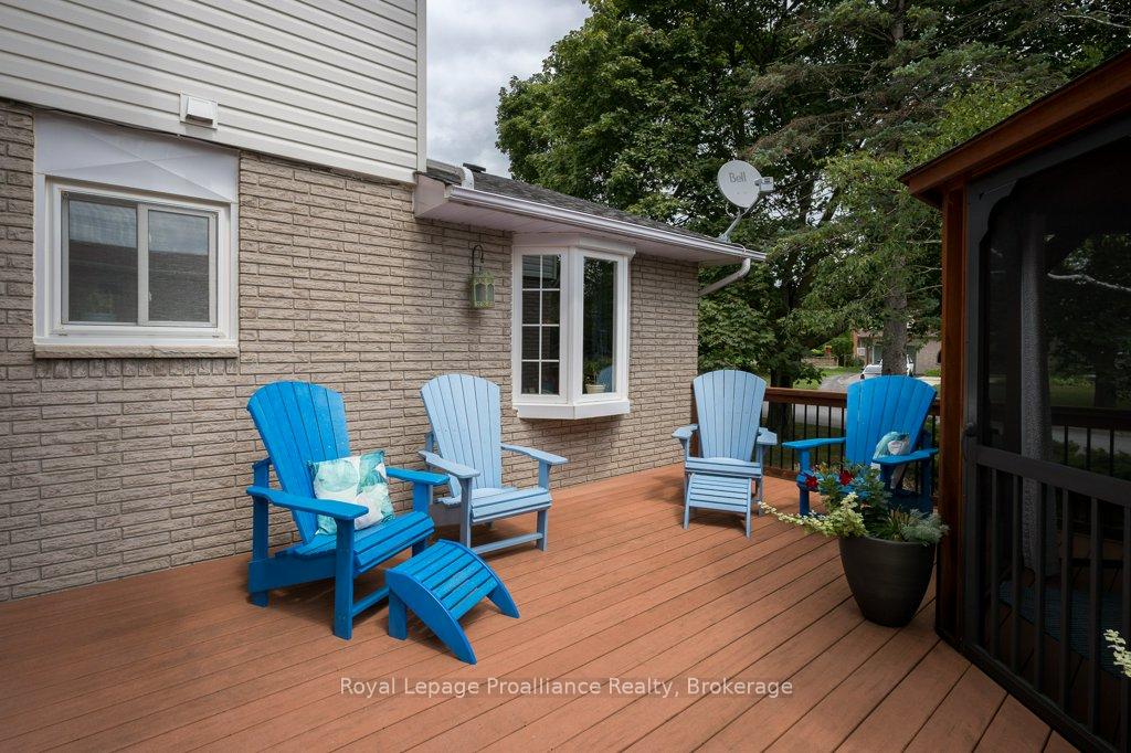 Photo 41 of 29 Hope Crescent, Belleville, Belleville Ward — HOMEH