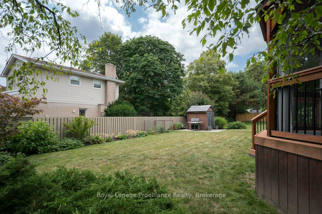 Photo 44 of 29 Hope Crescent, Belleville, Belleville Ward — HOMEH