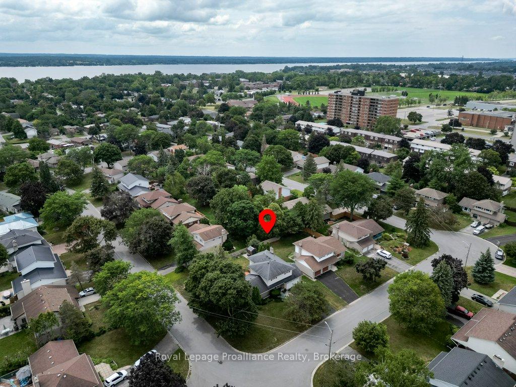 Photo 49 of 29 Hope Crescent, Belleville, Belleville Ward — HOMEH