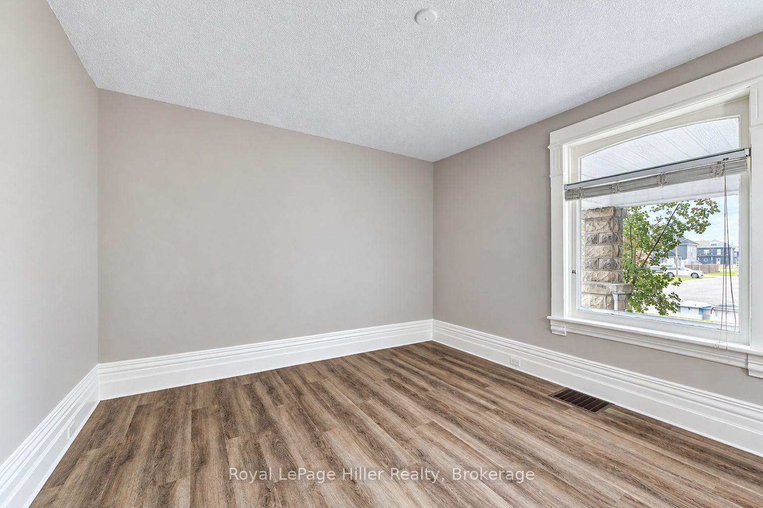 Photo 9 of 14 Pacific Avenue, Perth East, Milverton — HOMEH
