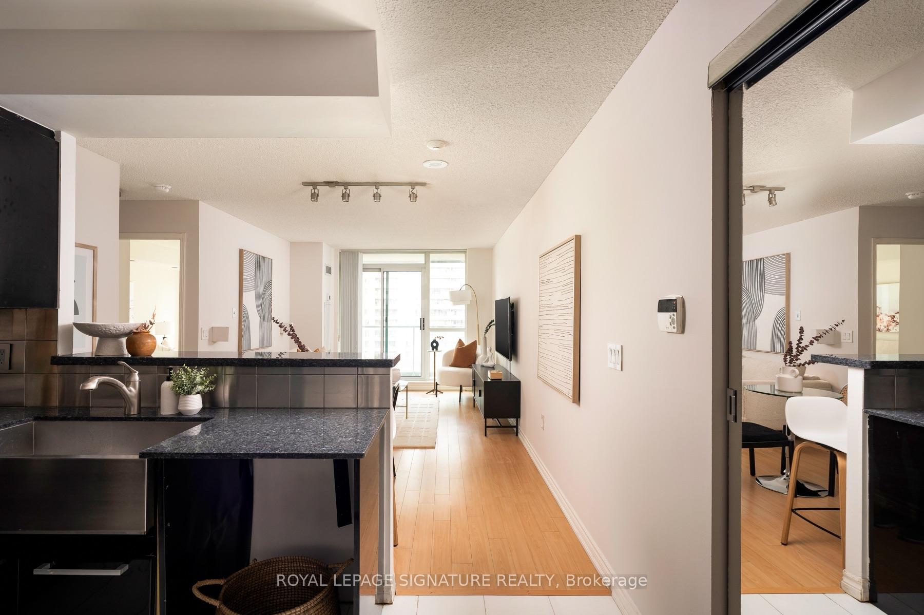 Photo 3 of Unit 601, 17 Michael Power Place, Etobicoke, Islington-City Centre West — HOMEH