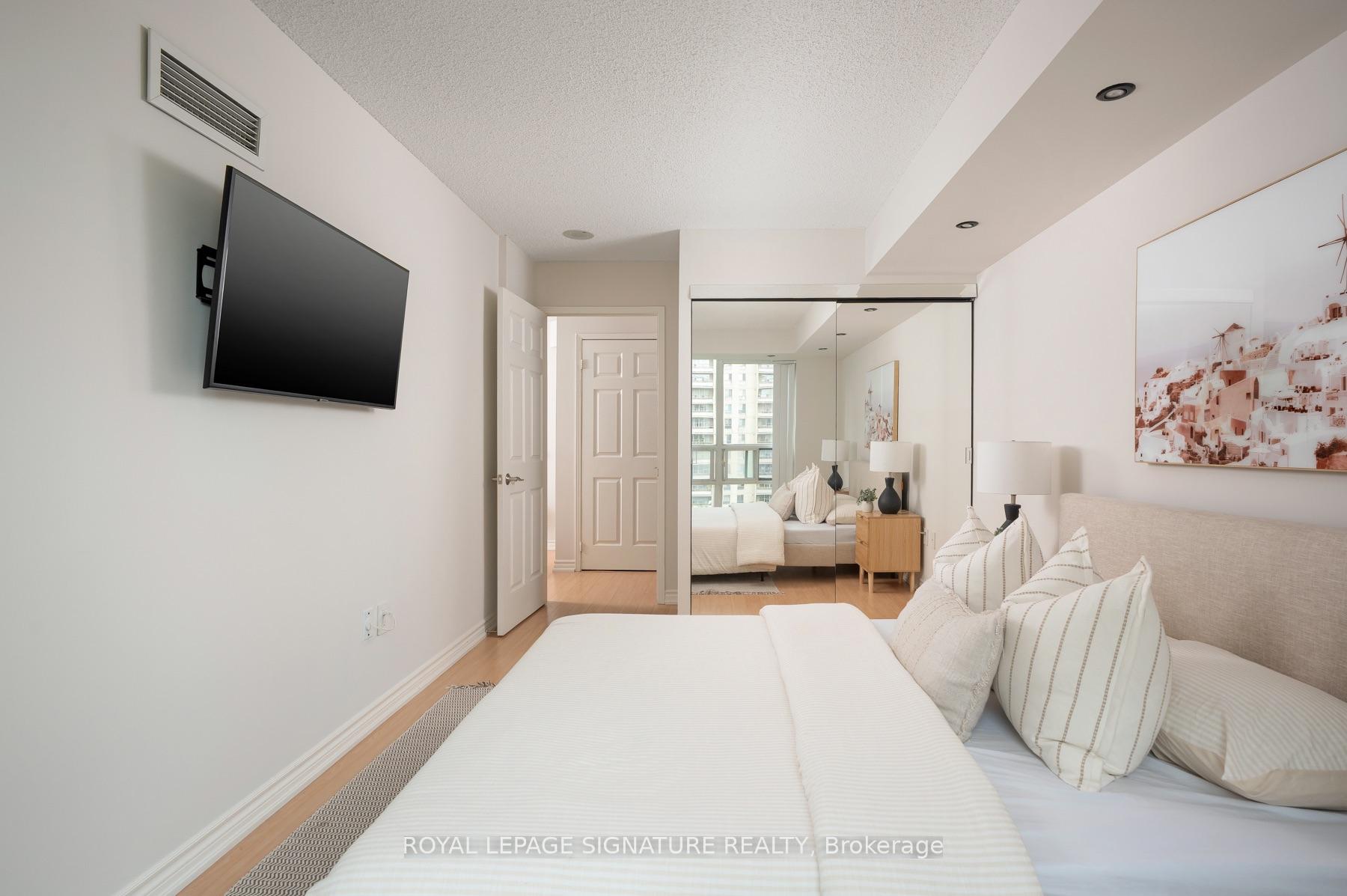 Photo 13 of Unit 601, 17 Michael Power Place, Etobicoke, Islington-City Centre West — HOMEH