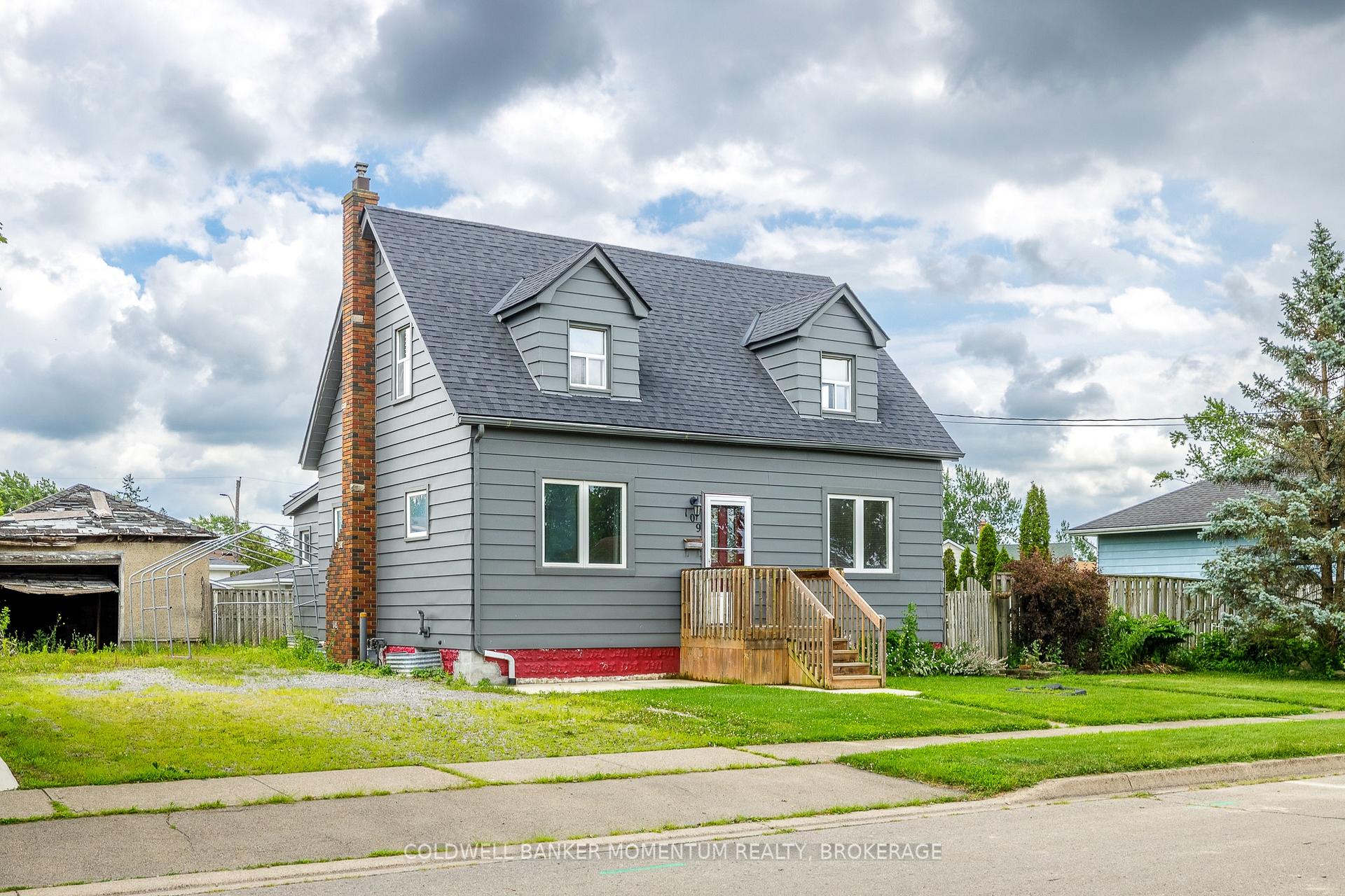 Photo of 109 Santone Avenue