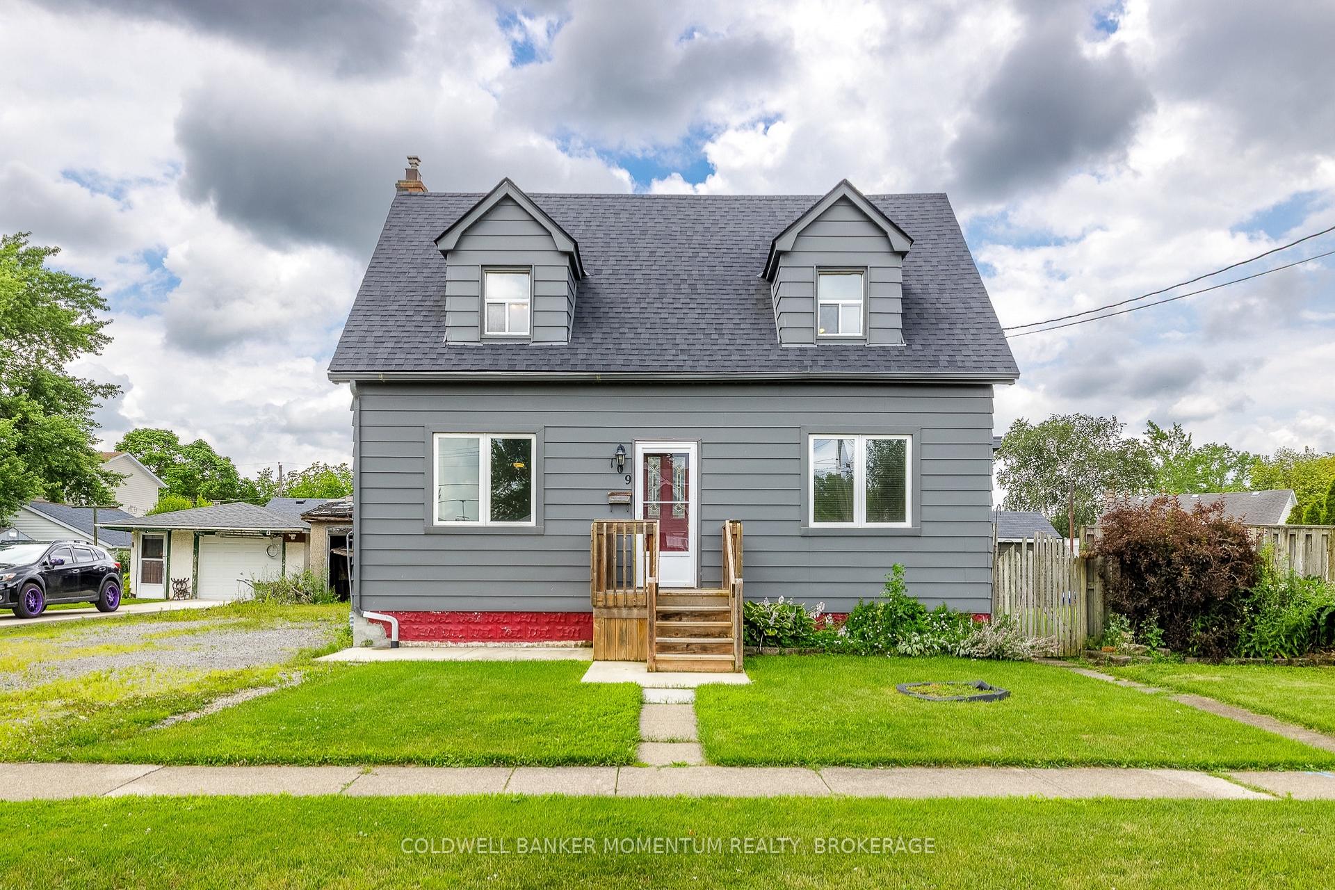 Photo 2 of 109 Santone Avenue, Welland, Broadway — HOMEH