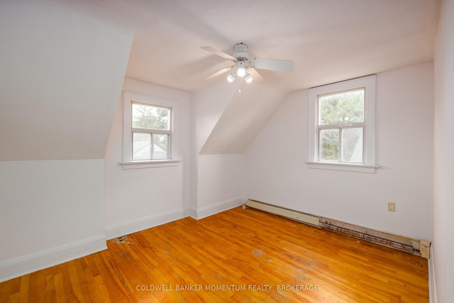 Photo 15 of 109 Santone Avenue, Welland, Broadway — HOMEH