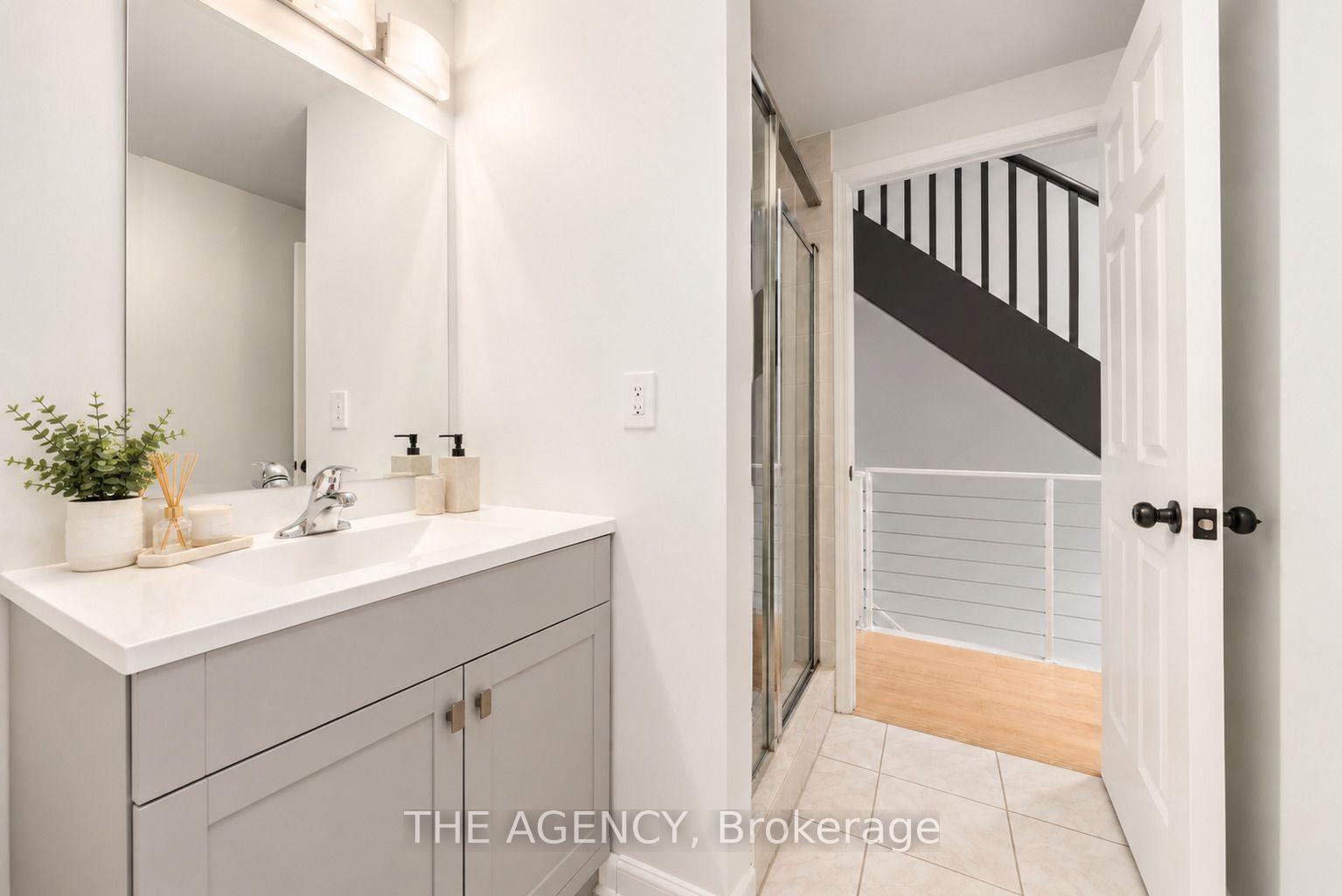 Photo 11 of Unit 667, 38 Stadium Road, Toronto, Niagara — HOMEH