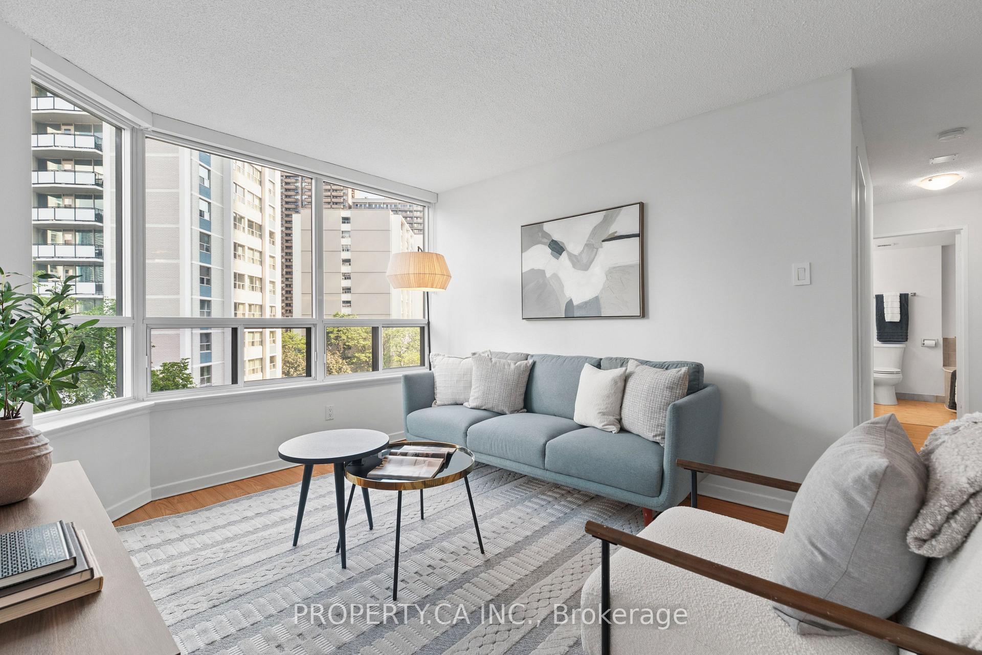 Photo 3 of Unit 601, 25 Maitland Street, Toronto, Church-Yonge Corridor — HOMEH