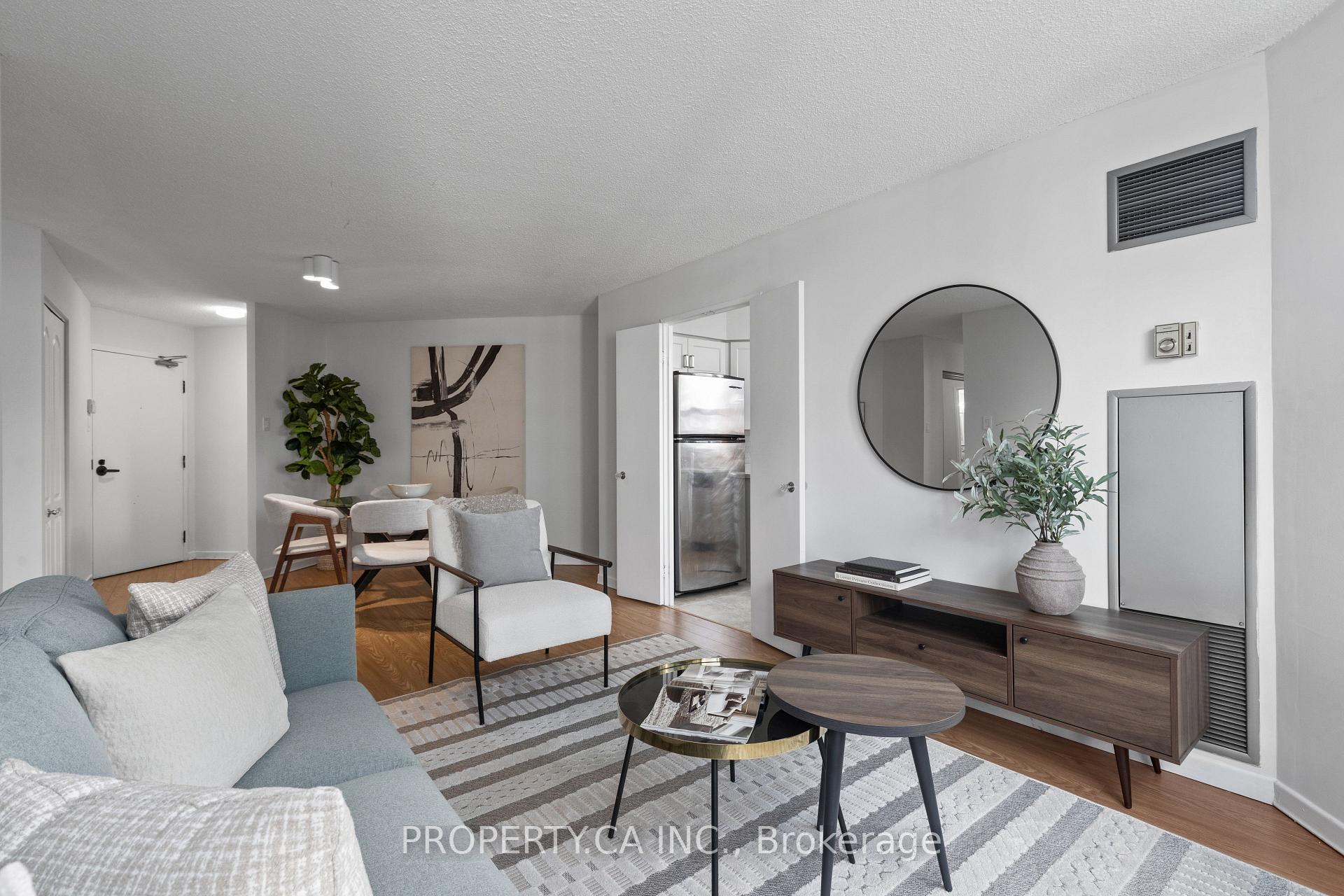 Photo 5 of Unit 601, 25 Maitland Street, Toronto, Church-Yonge Corridor — HOMEH