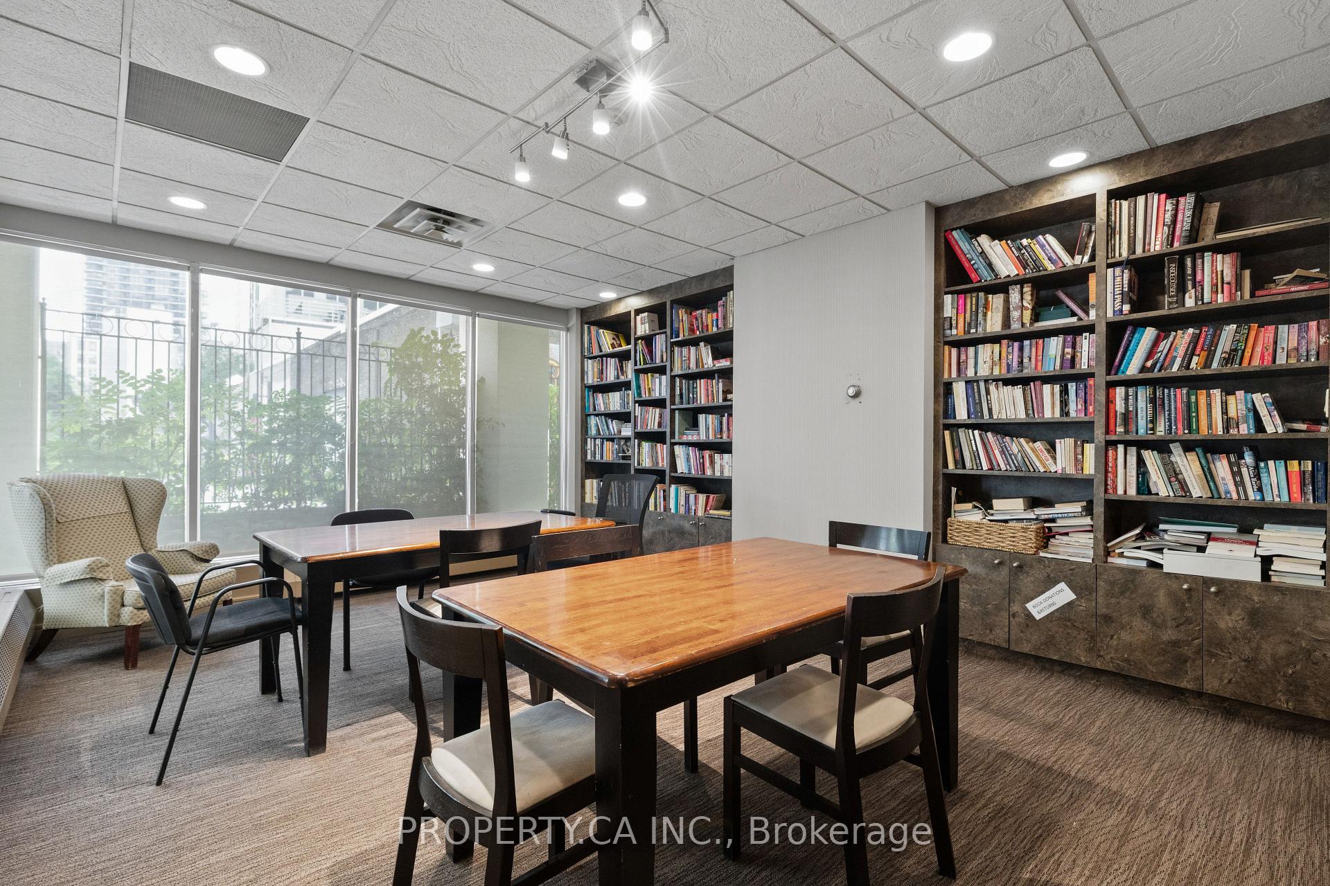 Photo 23 of Unit 601, 25 Maitland Street, Toronto, Church-Yonge Corridor — HOMEH