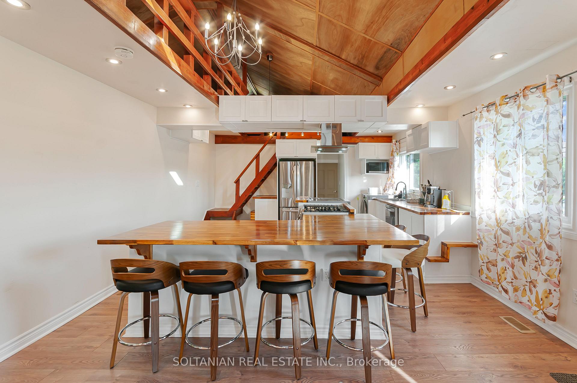 Photo 6 of 92 Victoria Avenue, Brock, Beaverton — HOMEH