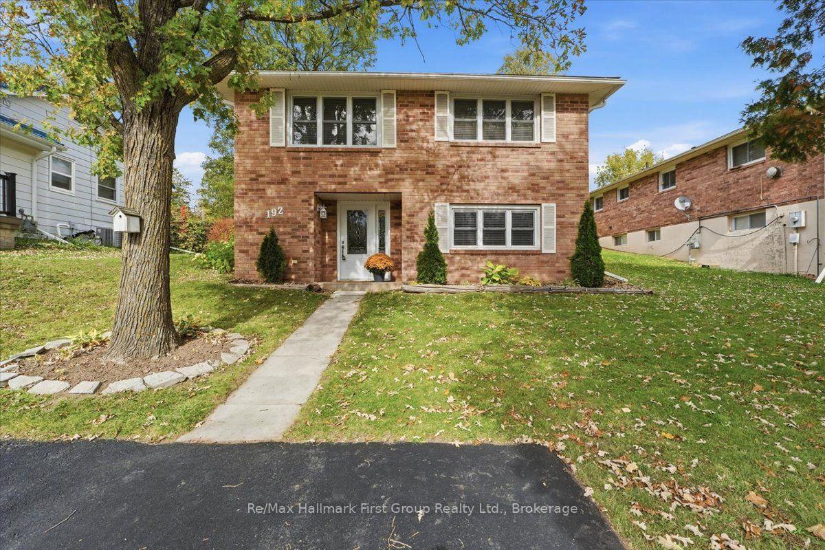 Photo of 192 St. Lawrence Street W