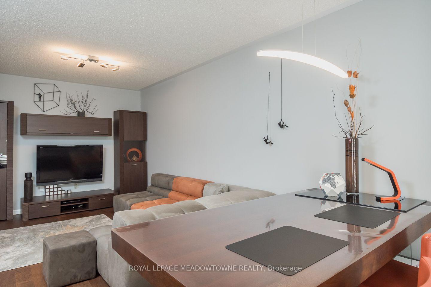 Photo 8 of 219 Septimus Heights, Milton, Harrison — HOMEH