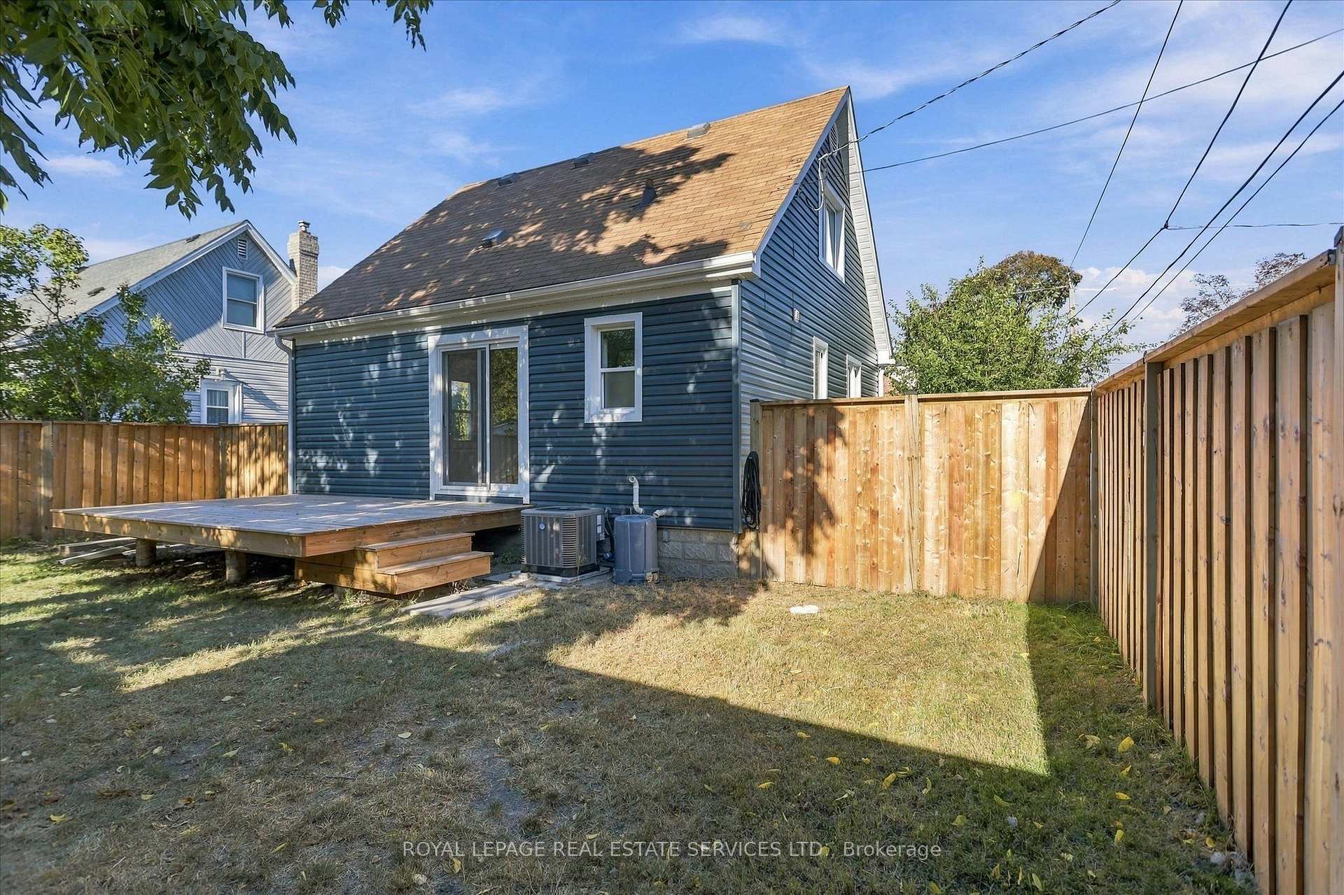 Photo 33 of 193 Rutherford Avenue, Peterborough, Town Ward 3 — HOMEH