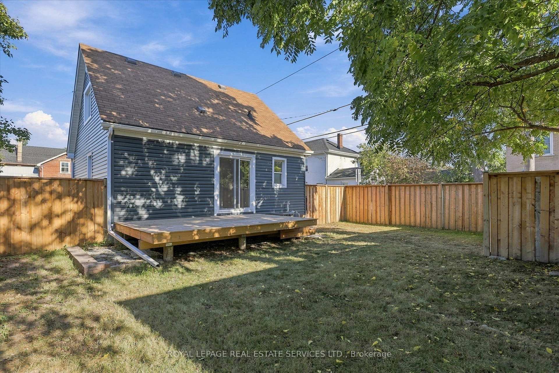 Photo 34 of 193 Rutherford Avenue, Peterborough, Town Ward 3 — HOMEH