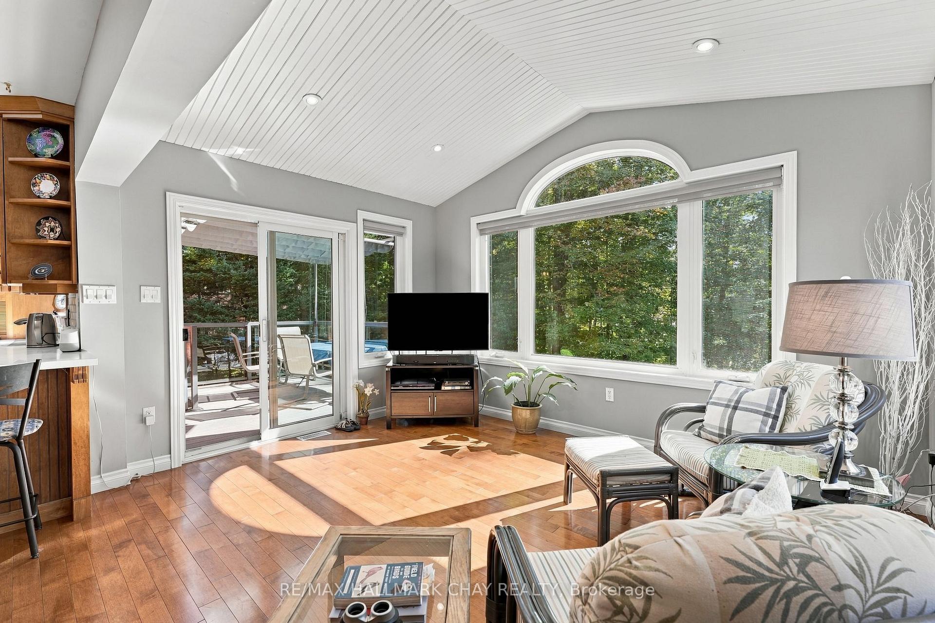 Photo 3 of 57 Belmont Crescent, Springwater, Midhurst — HOMEH