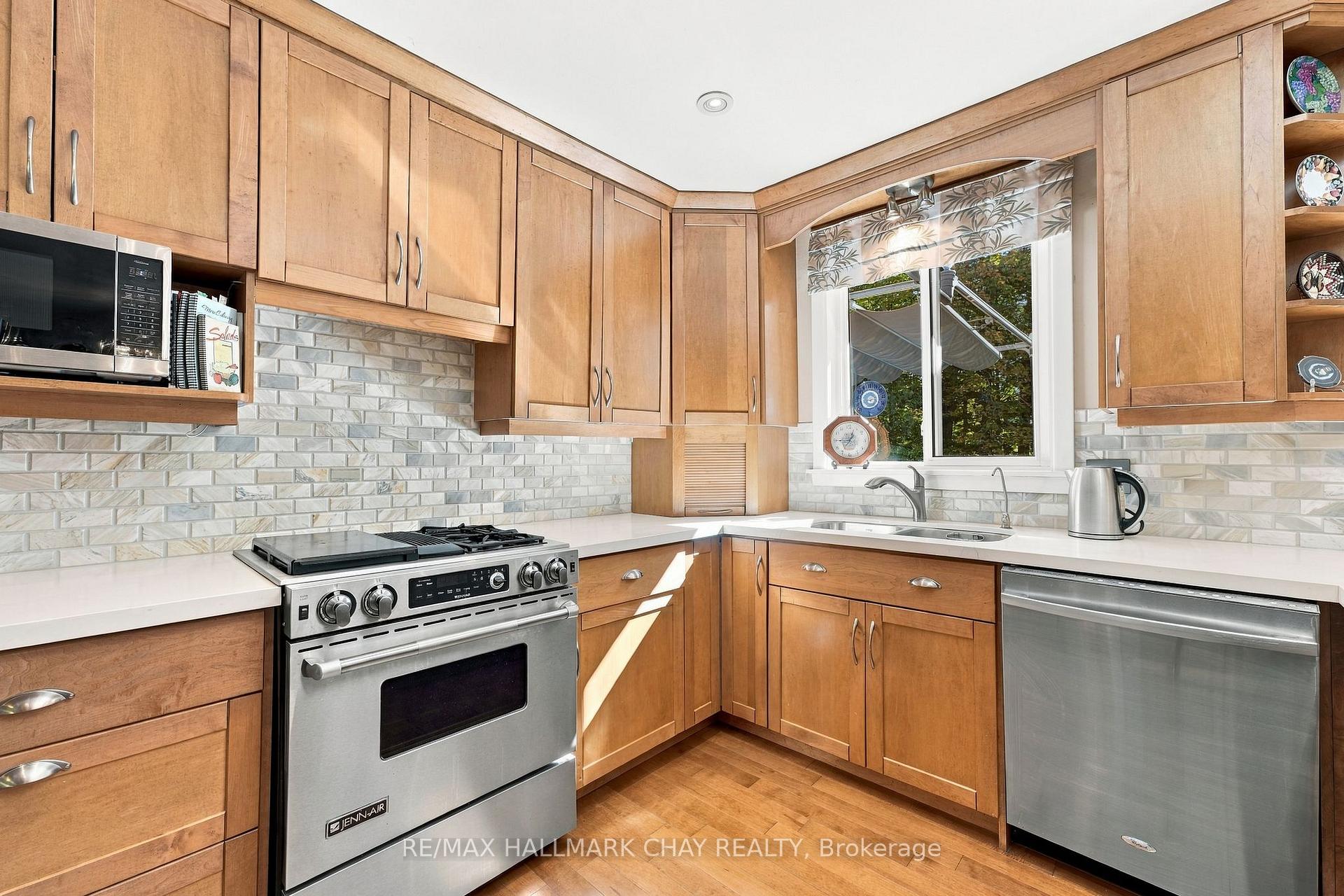 Photo 8 of 57 Belmont Crescent, Springwater, Midhurst — HOMEH