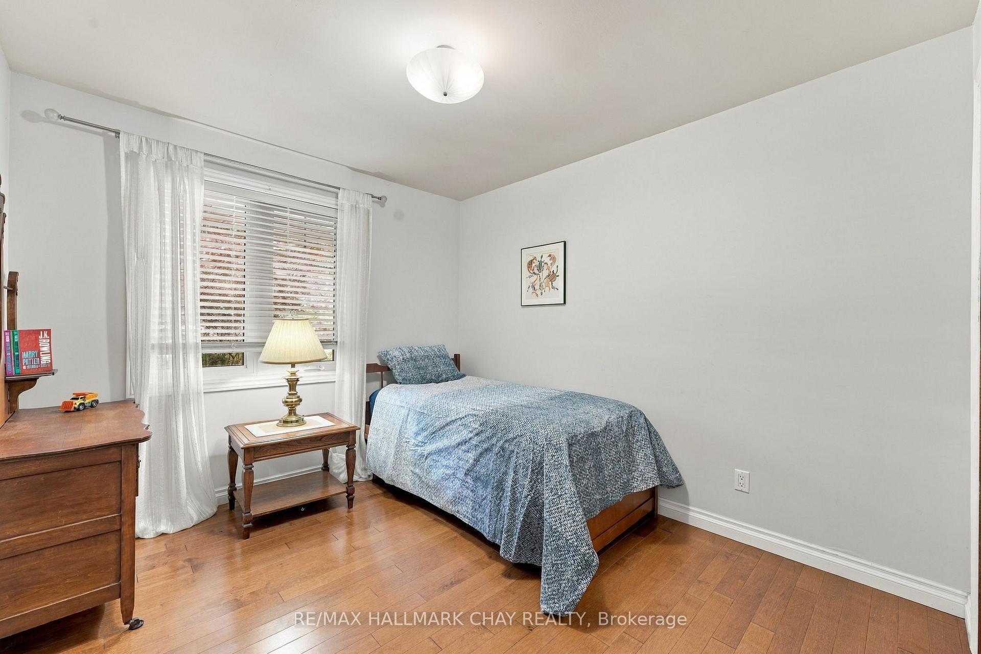 Photo 15 of 57 Belmont Crescent, Springwater, Midhurst — HOMEH