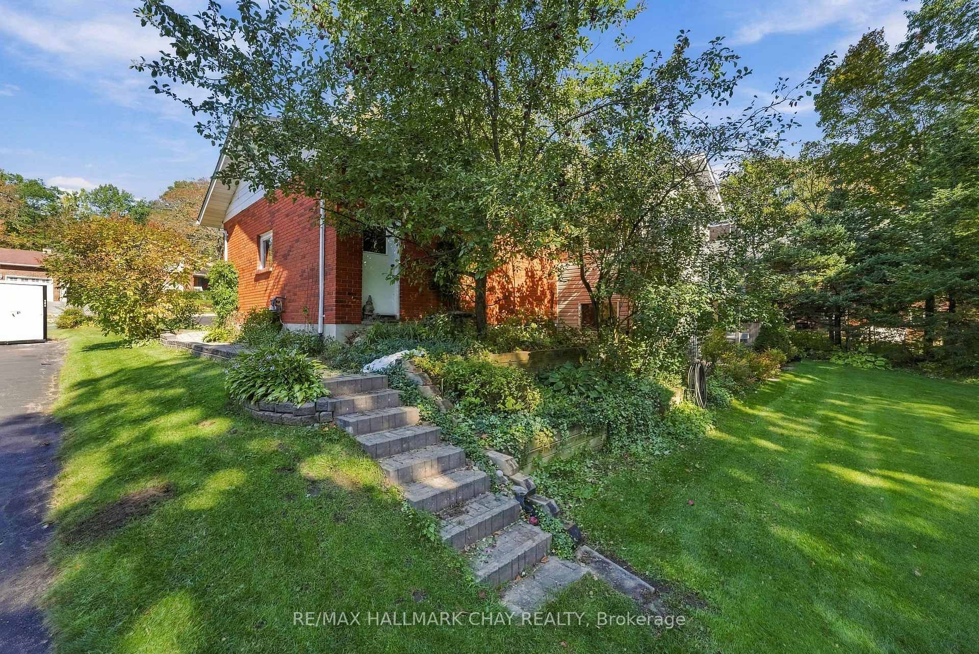 Photo 40 of 57 Belmont Crescent, Springwater, Midhurst — HOMEH