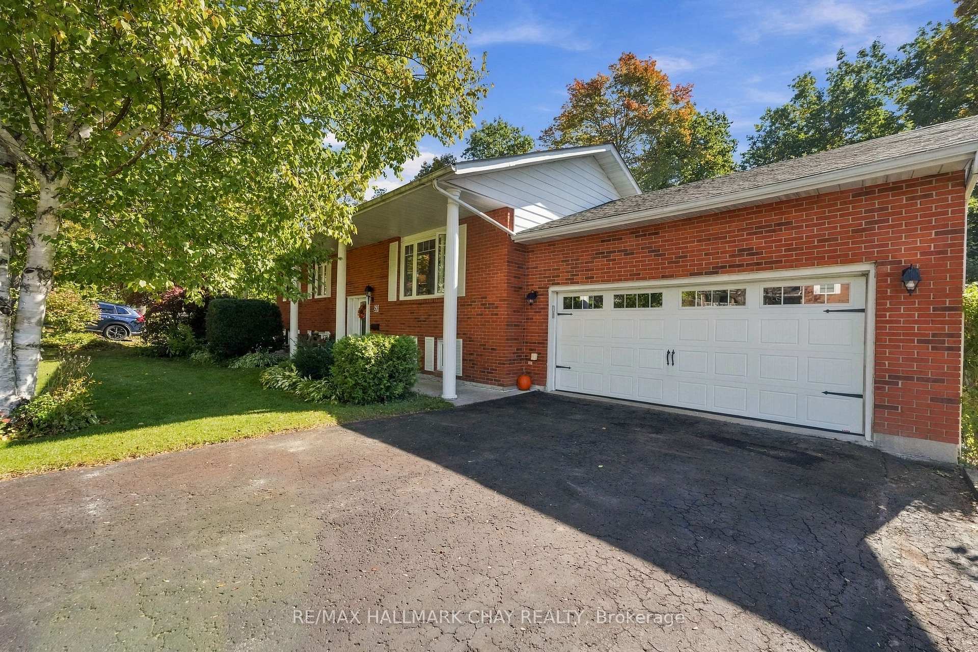 Photo 42 of 57 Belmont Crescent, Springwater, Midhurst — HOMEH