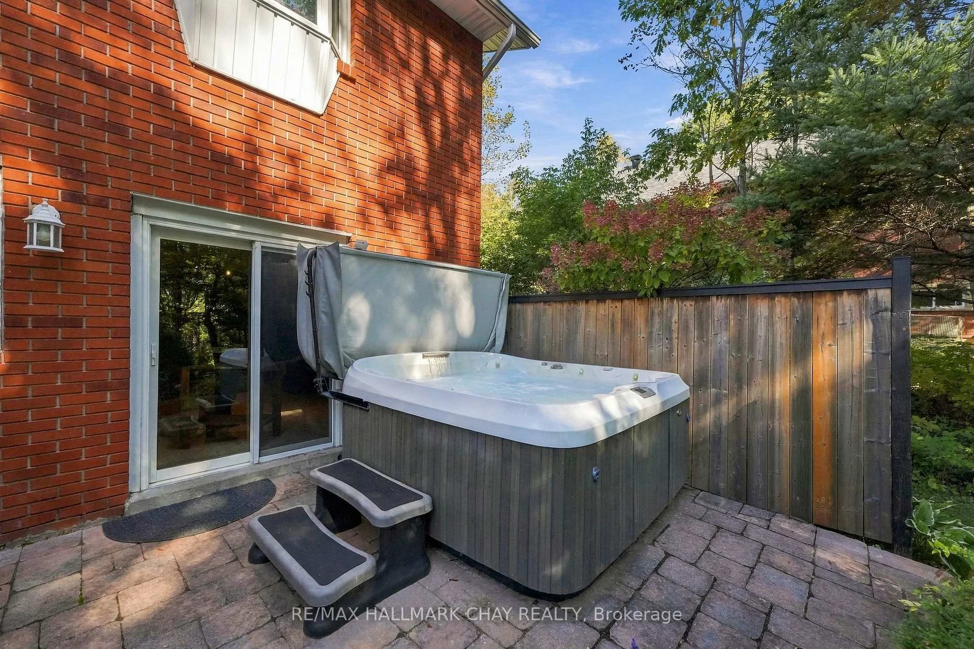 Photo 33 of 57 Belmont Crescent, Springwater, Midhurst — HOMEH