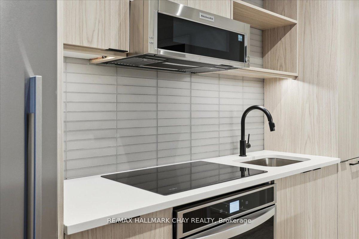 Photo 9 of Unit 803, 185 Dunlop Street E, Barrie, Lakeshore — HOMEH