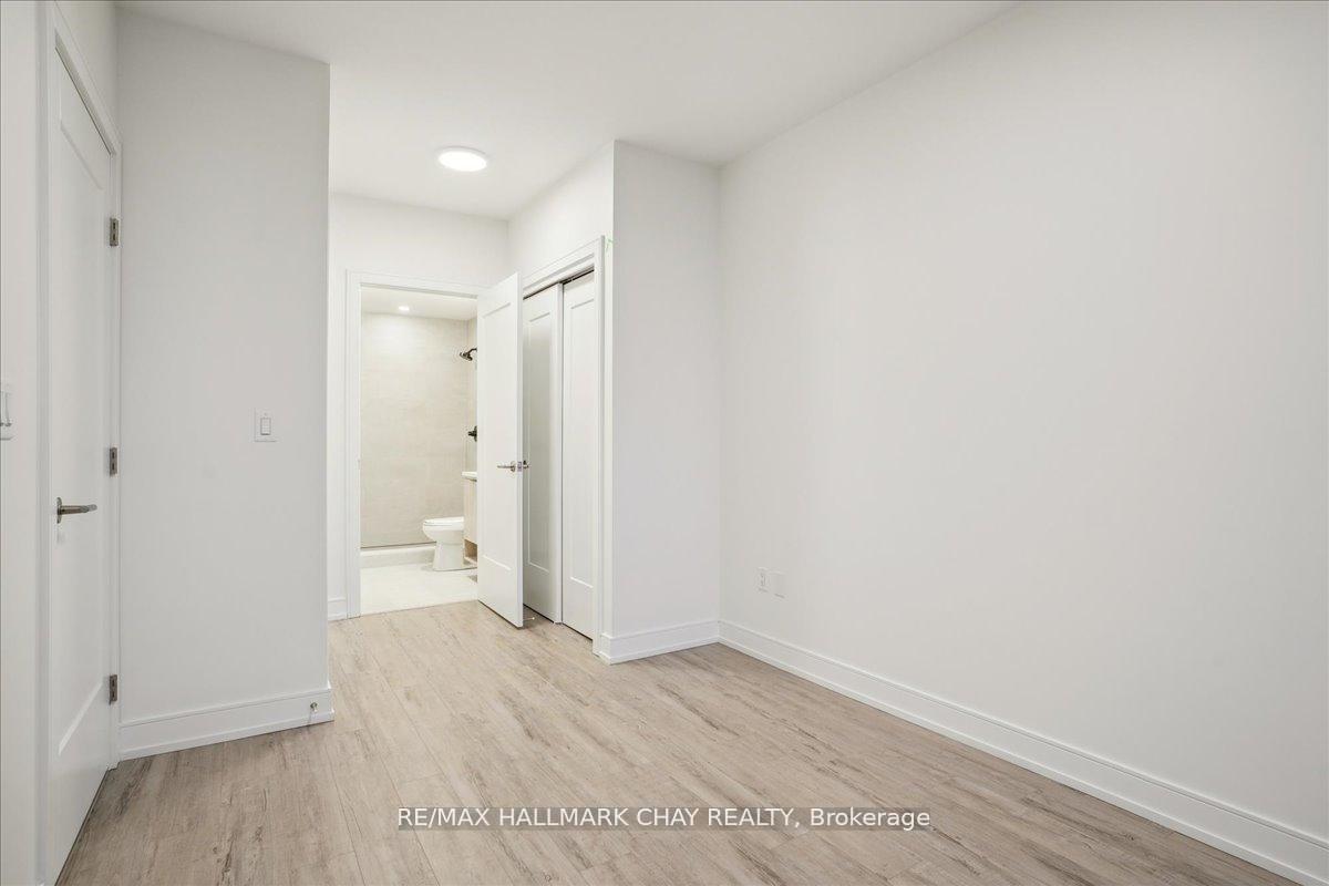 Photo 22 of Unit 803, 185 Dunlop Street E, Barrie, Lakeshore — HOMEH
