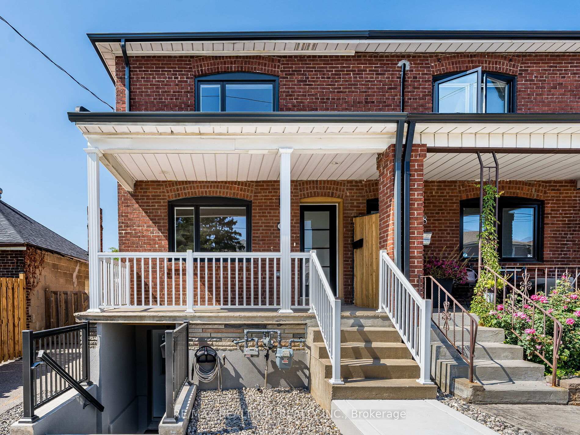 Photo 4 of 6 Greyton Crescent, Toronto, Oakwood Village — HOMEH